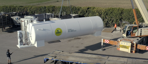 Installation d'une cuve Oléo 100 à Rhèges.